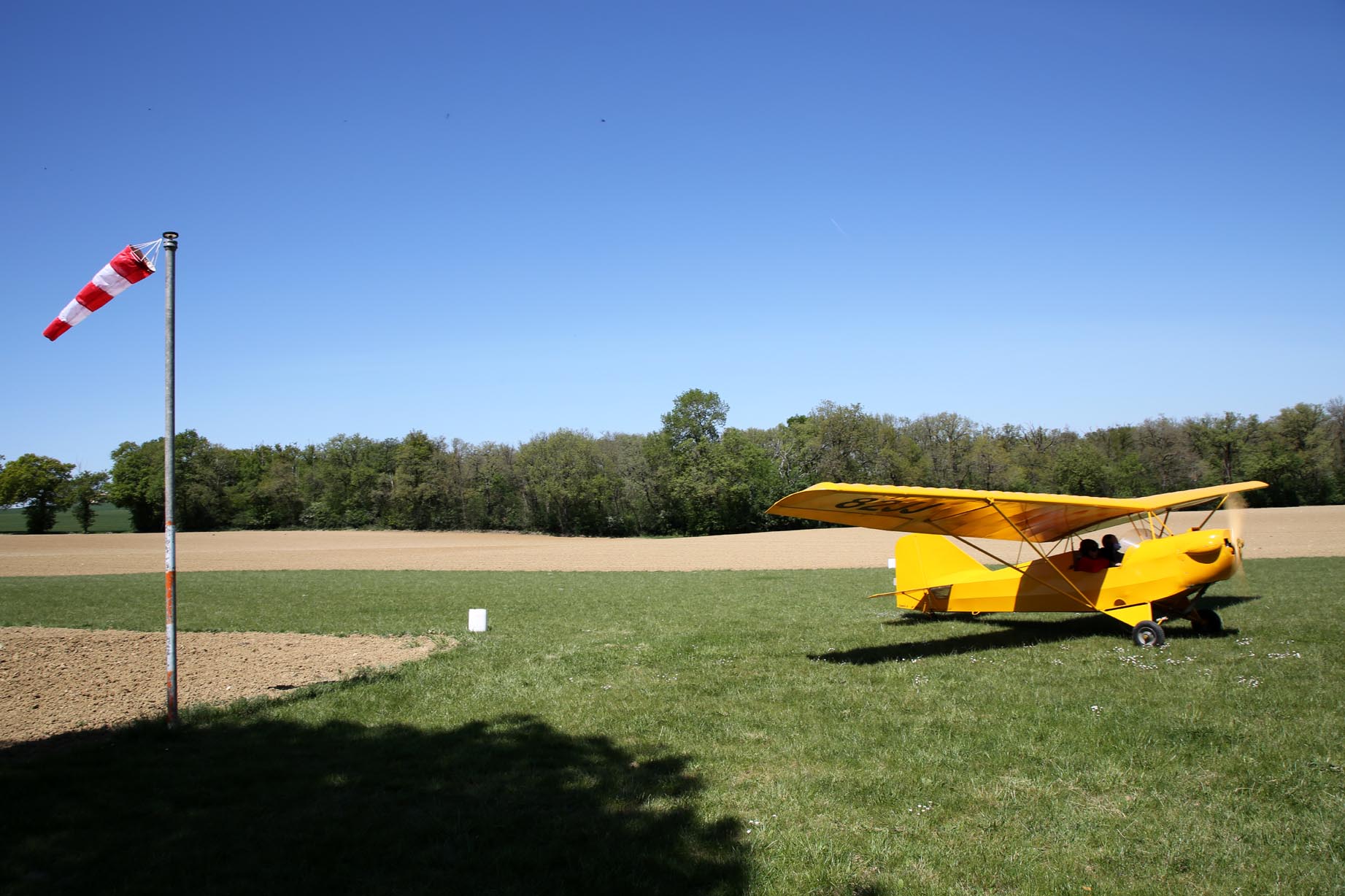 avion coucou au décolage